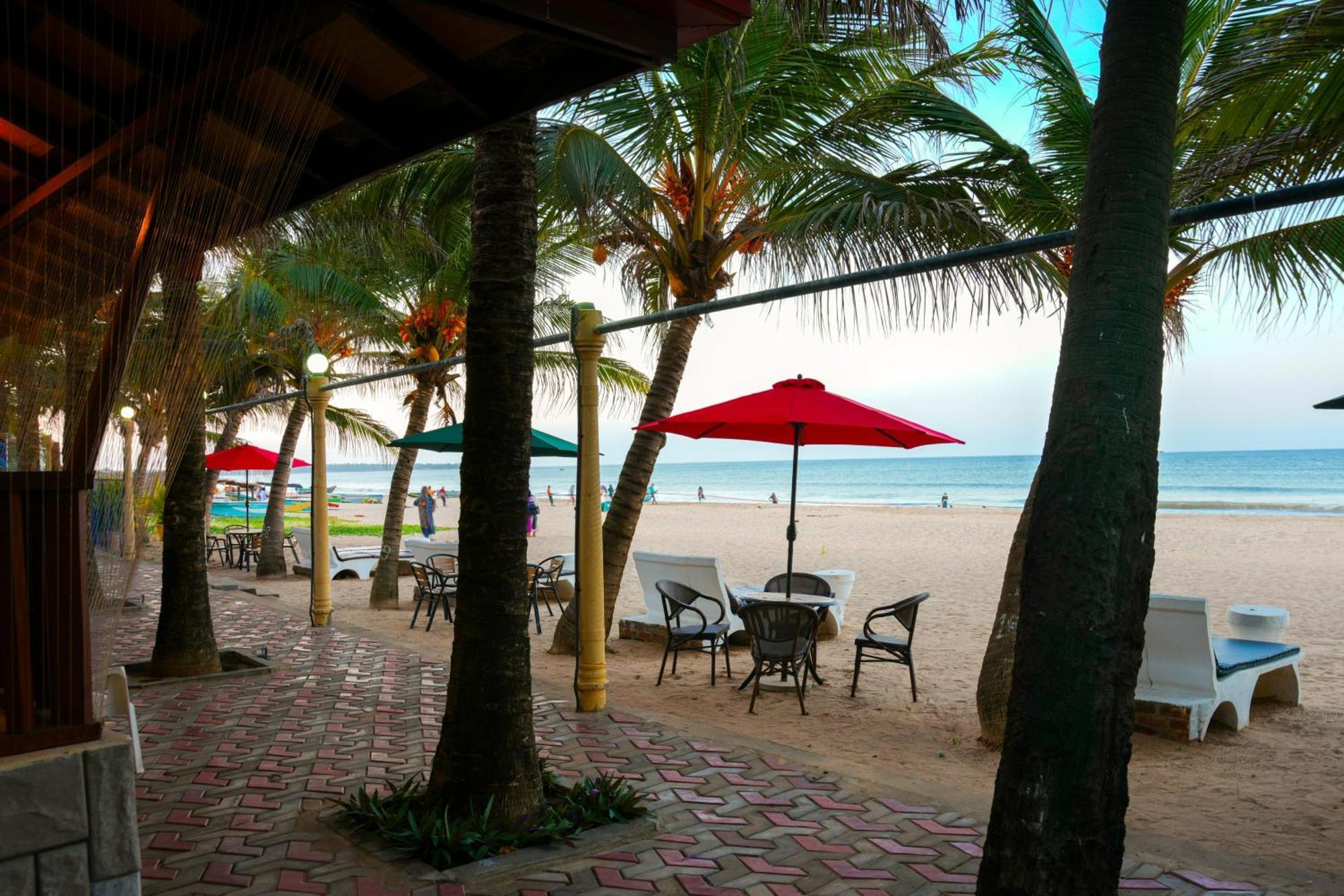 Jkab Beach Resort Trincomalee Ngoại thất bức ảnh
