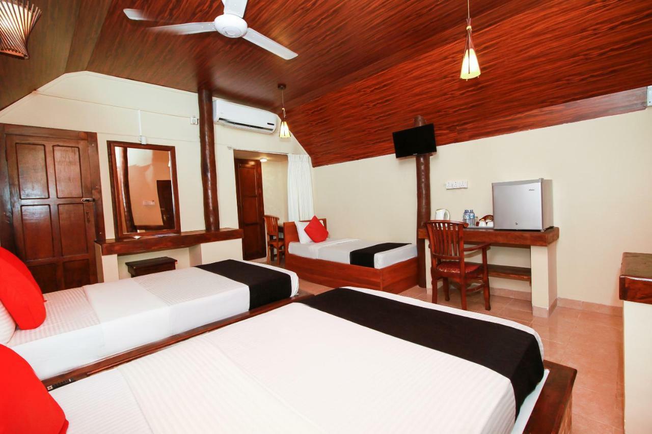 Jkab Beach Resort Trincomalee Ngoại thất bức ảnh