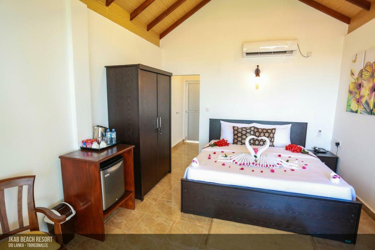 Jkab Beach Resort Trincomalee Ngoại thất bức ảnh