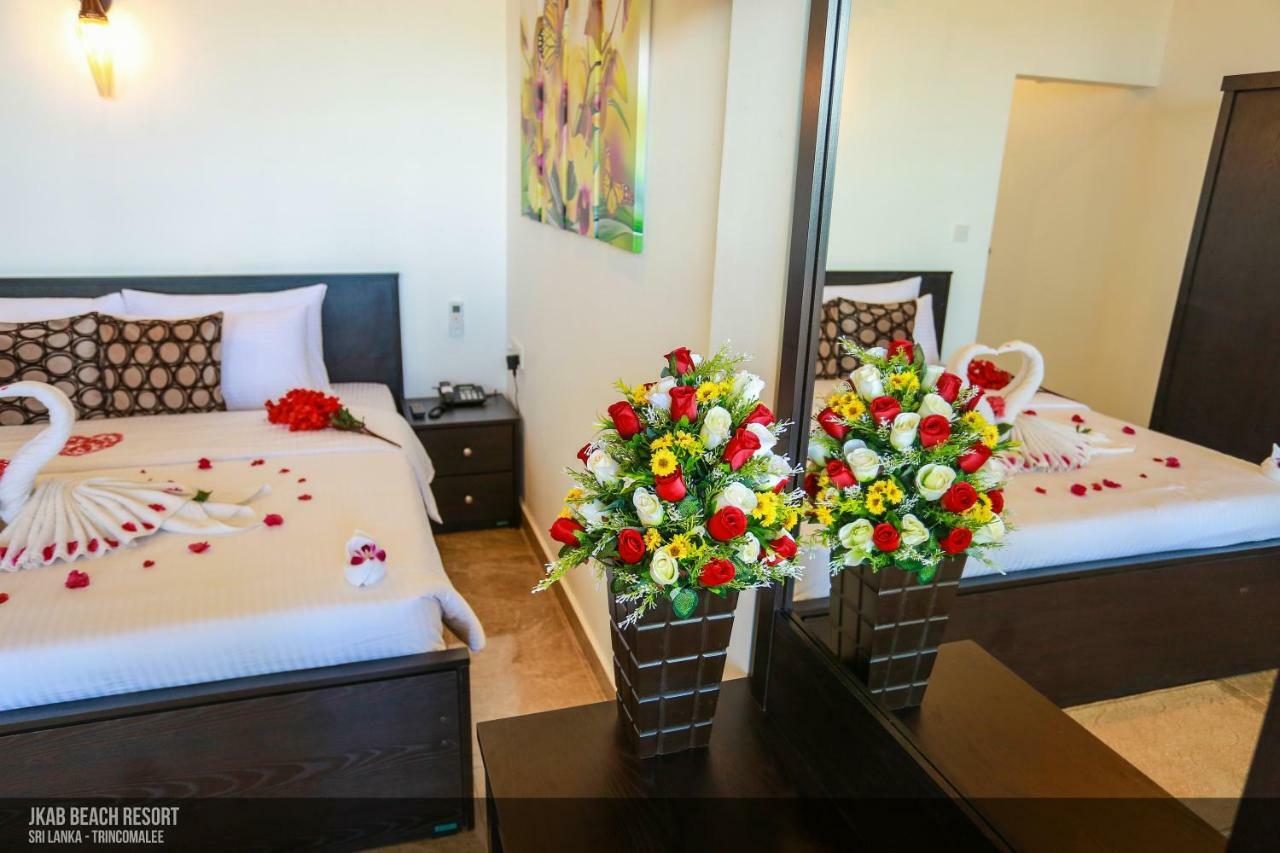 Jkab Beach Resort Trincomalee Ngoại thất bức ảnh