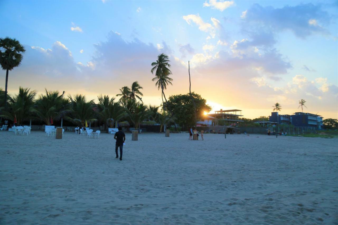 Jkab Beach Resort Trincomalee Ngoại thất bức ảnh